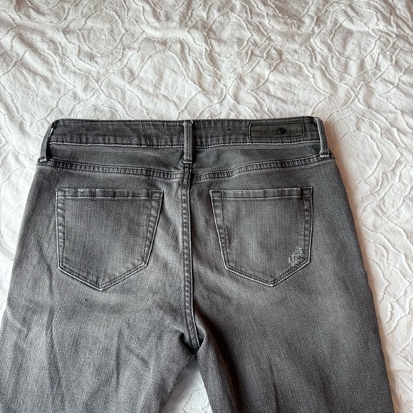 Treasure & Bond Gray Black Distressed Denim Jeans with Zipper Ankle - Picture 10 of 11